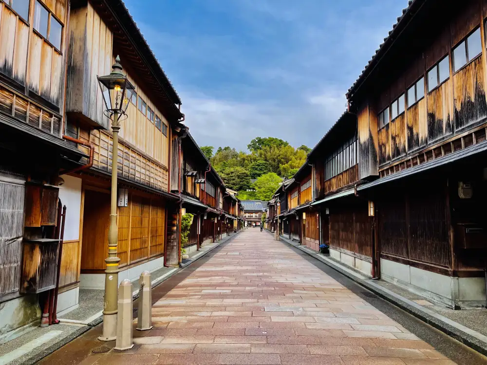 Higashi Chaya District